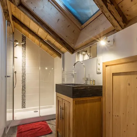 בקתה Atelier שאמוני